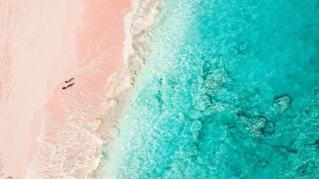 elbow-beach-bermuda-labor-day-weekend