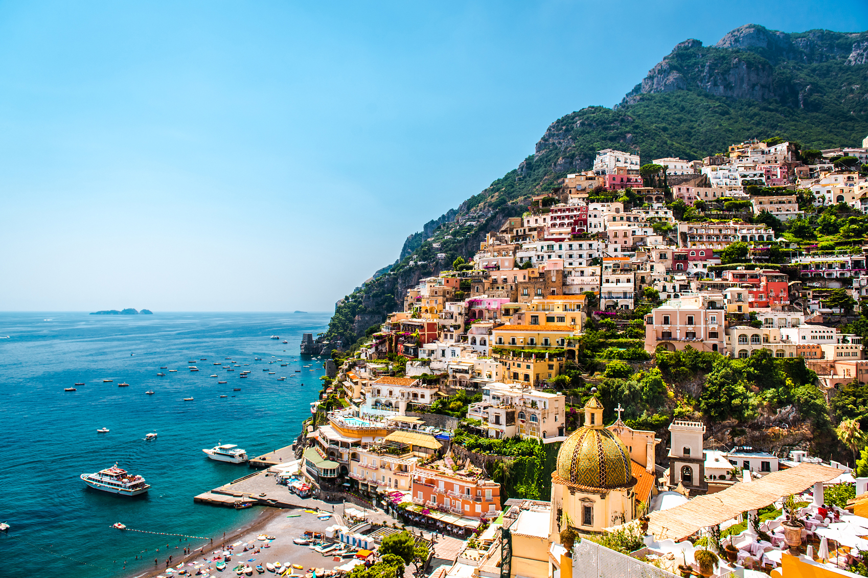 Scenic Driving Routes Alamfi-Coast-www.istockphoto.comgbphotoamalfi-coast-gm474870775-35044584-amoklv