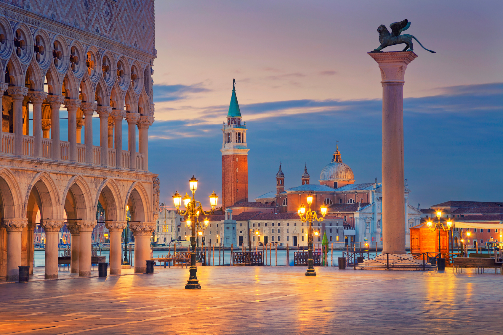 Sights in Italy Venice-www.istockphoto.com_gb_photo_venice-gm490387740-75171769-RudyBalasko