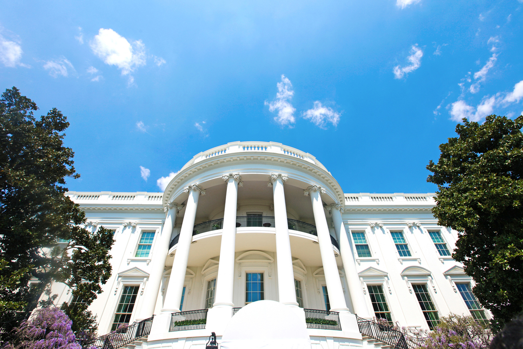 The white house in Washington, DC, one of the famous Washington DC film locations.