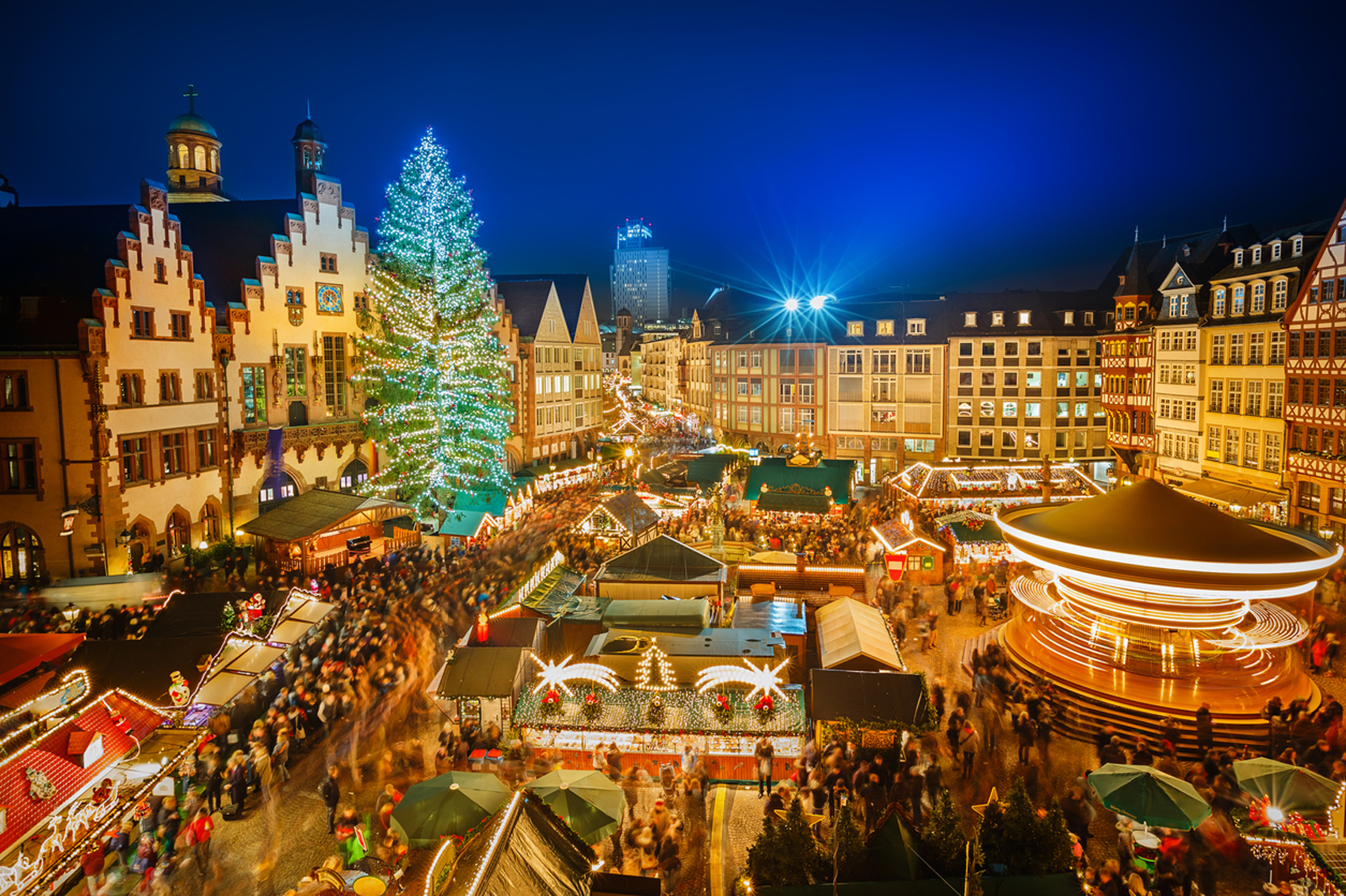 Visit Frankfurt frankfurt-market-www.istockphoto.comgbphotochristmas-market-in-frankfurt-gm520625727-49958558-sborisov