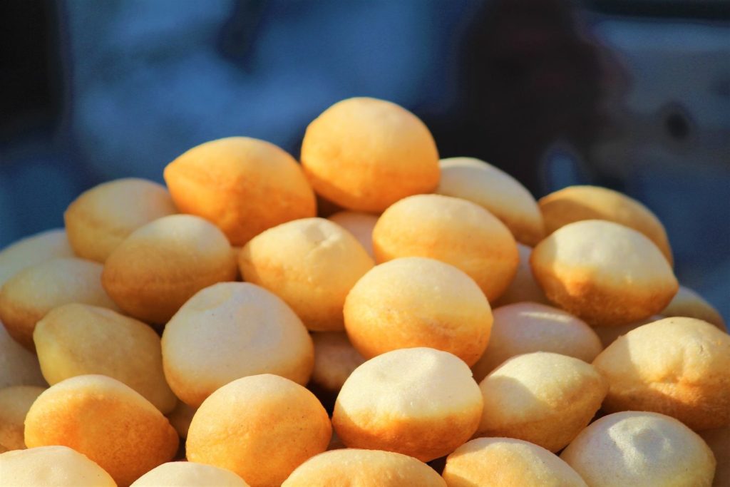 gol gappe Indian street food