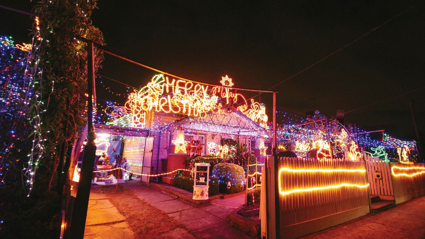 Homes decorated with Christmas lights in Melbourne, Australia - Credit Tourism Australia / Time Out Australia