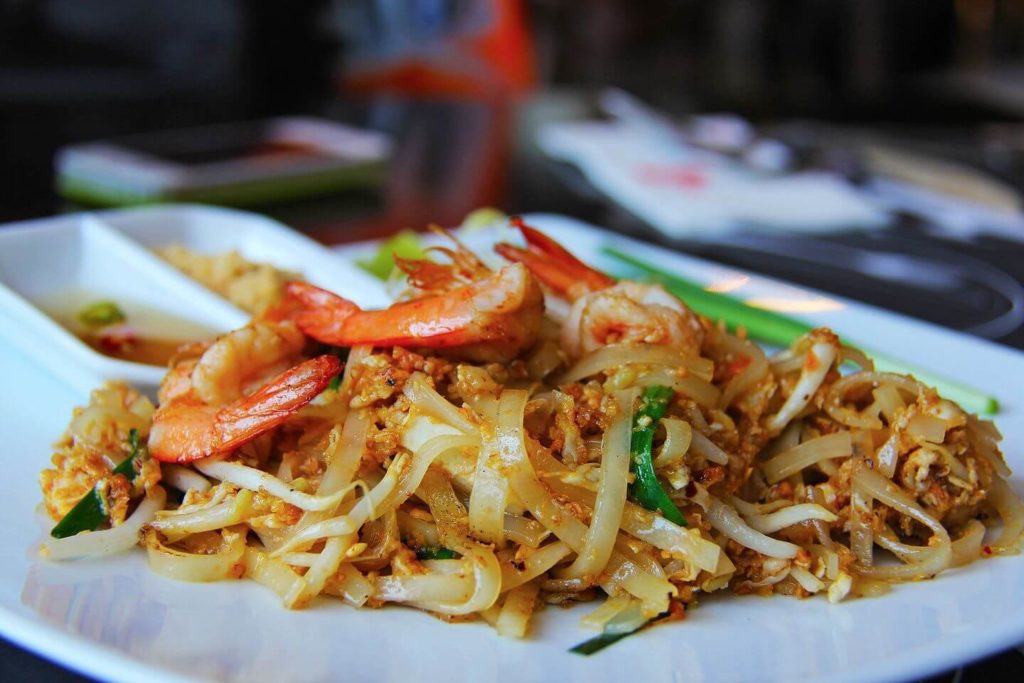 Paid thai with prawns Thai food