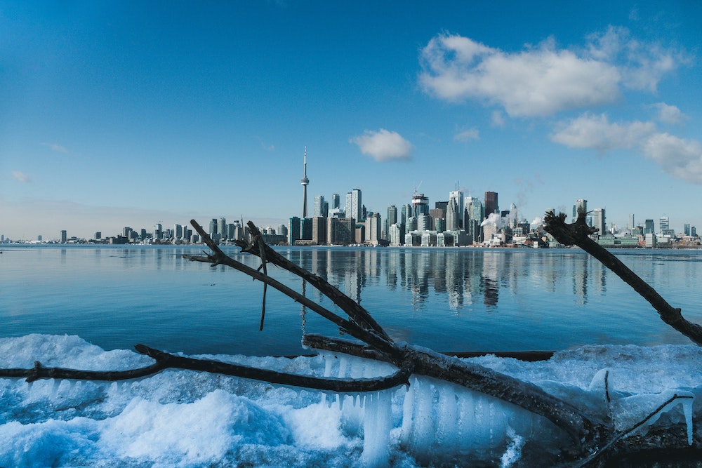 Skyline of downtown Toronto, Ontario during the winter.
