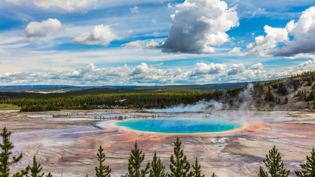 Old Faithful geyser Yellowstone National Park USA