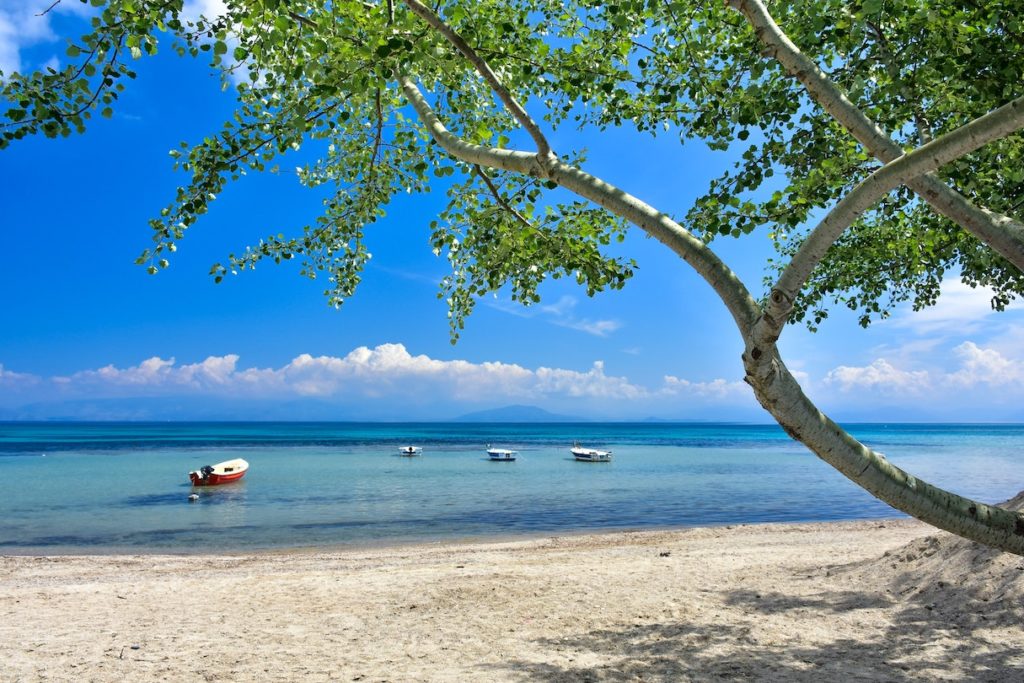 Corfu Beach quarantine-free
