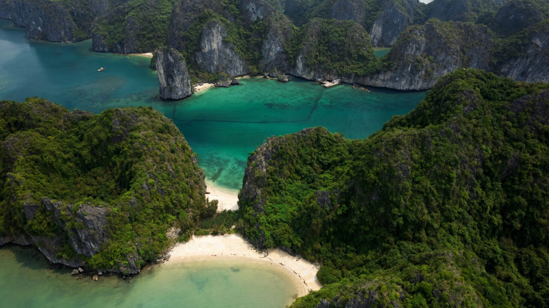 ha long bay vietnam