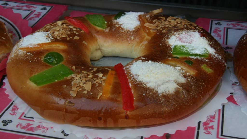three kings cake mexico popular christmas foods